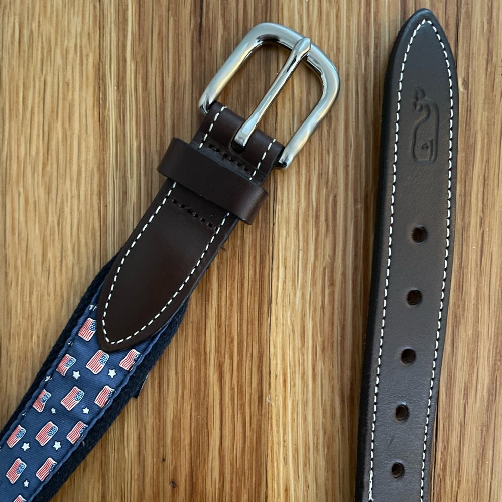 Vineyard Vines boys belt